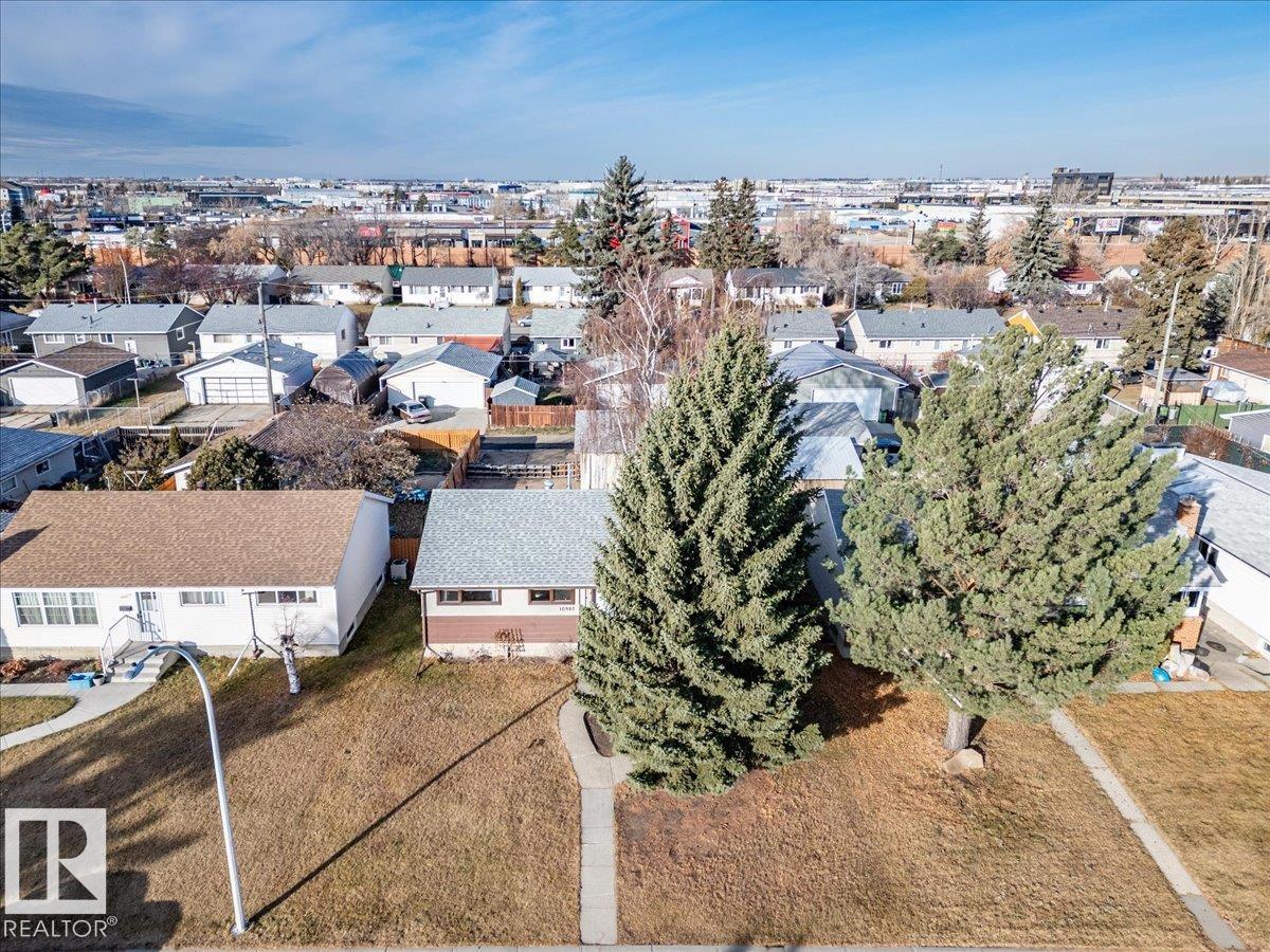 10982 164 St Nw, Edmonton, Alberta  T5P 3S3 - Photo 2 - E4464885
