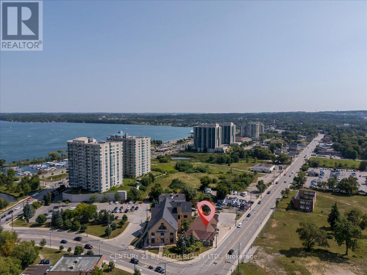 29-31 Bradford Street, Barrie (City Centre), Ontario L4N 3A7 - Photo 14 - S12515854