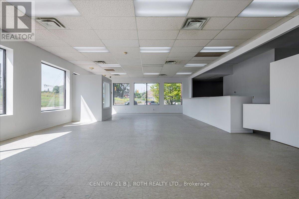 29-31 Bradford Street, Barrie (City Centre), Ontario L4N 3A7 - Photo 6 - S12515854