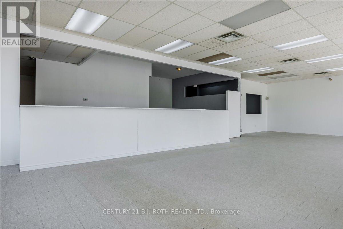 29-31 Bradford Street, Barrie (City Centre), Ontario L4N 3A7 - Photo 8 - S12515854