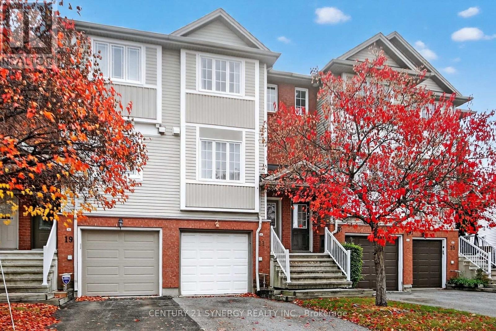 21 SCOUT STREET, Ottawa, Ontario