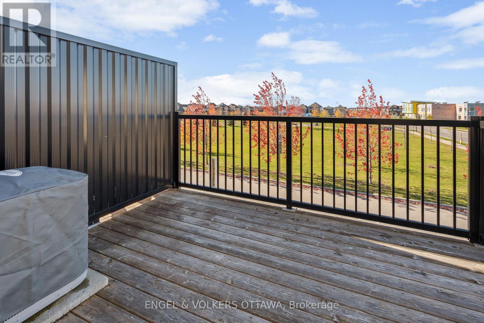 B - 743 Magnolia Street, Ottawa, Ontario K4A 1B7 - Photo 9 - X12516046