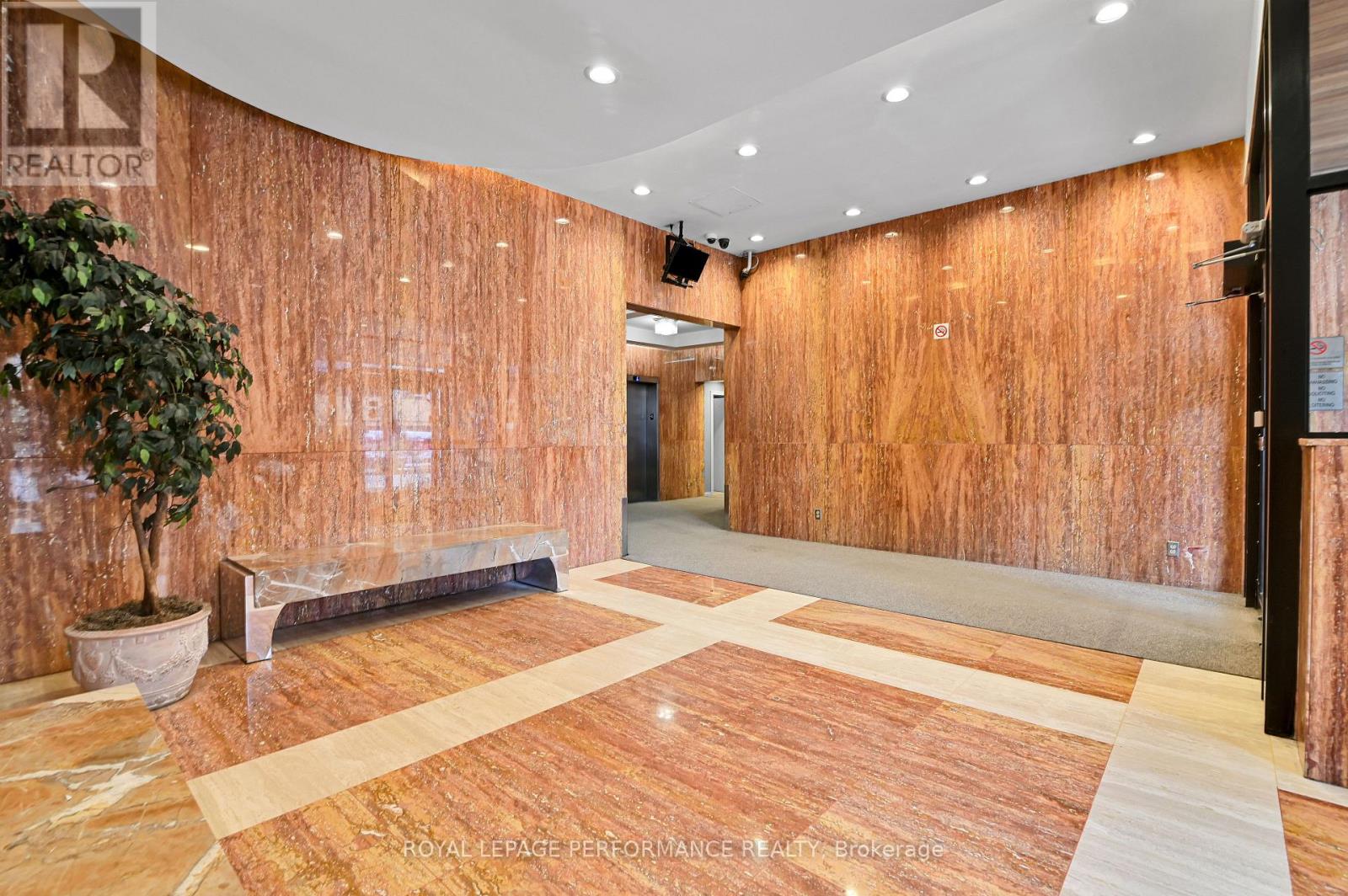 308 - 475 Laurier Avenue W, Ottawa, Ontario K1R 7X1 - Photo 35 - X12516446