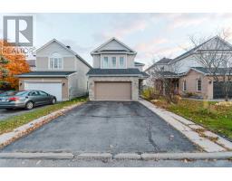 318 RUSTIC HILLS CRESCENT, Ottawa, Ontario