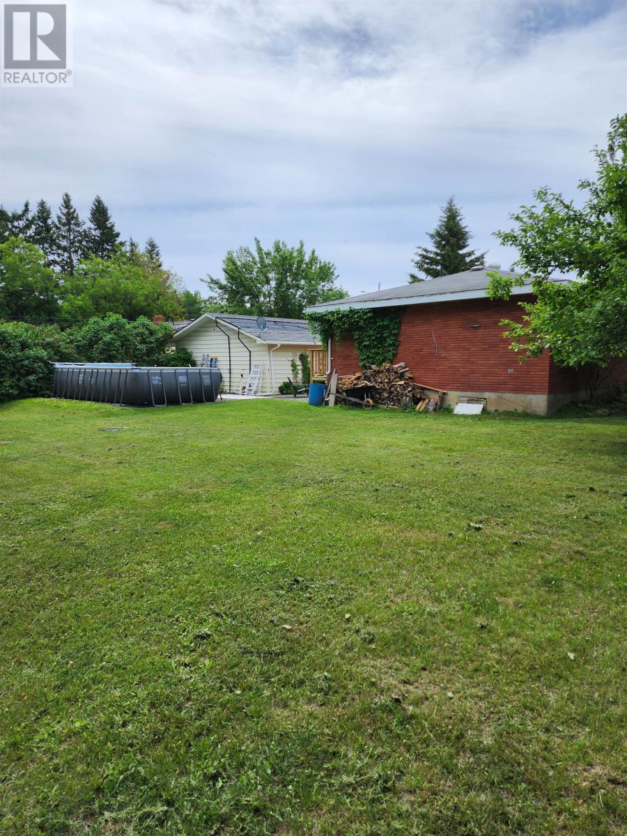 10 Dorothy St, Kakabeka Falls, Ontario  P0T 1W0 - Photo 4 - TB253415