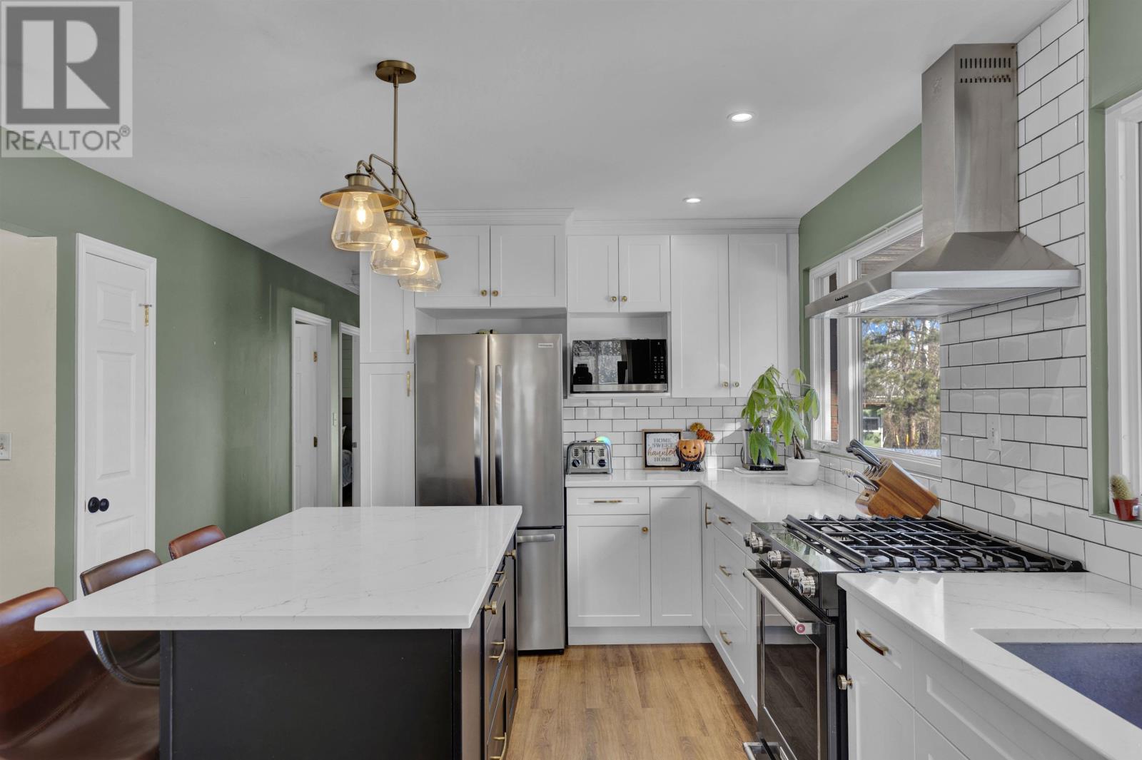 10 Dorothy St, Kakabeka Falls, Ontario  P0T 1W0 - Photo 5 - TB253415