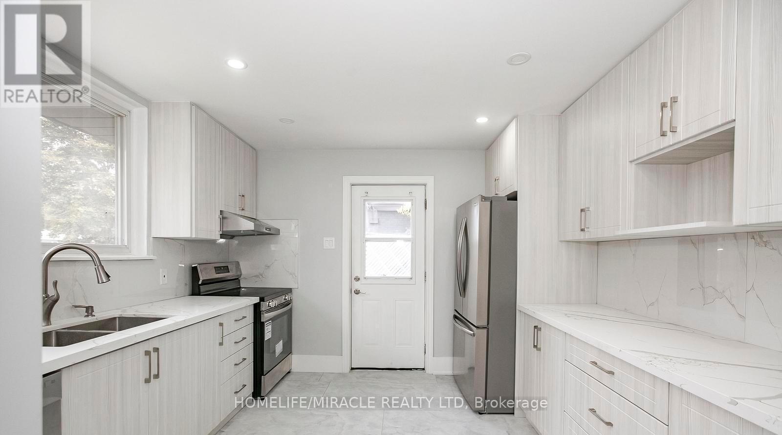 76 Raylawn Crescent, Halton Hills, Ontario  L7G 4N1 - Photo 14 - W12515896