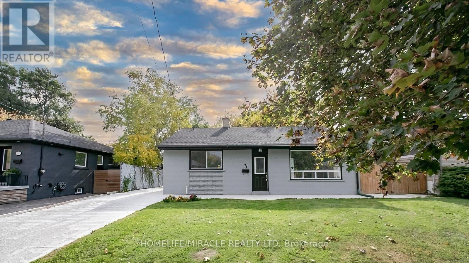 76 Raylawn Crescent, Halton Hills, Ontario  L7G 4N1 - Photo 2 - W12515896