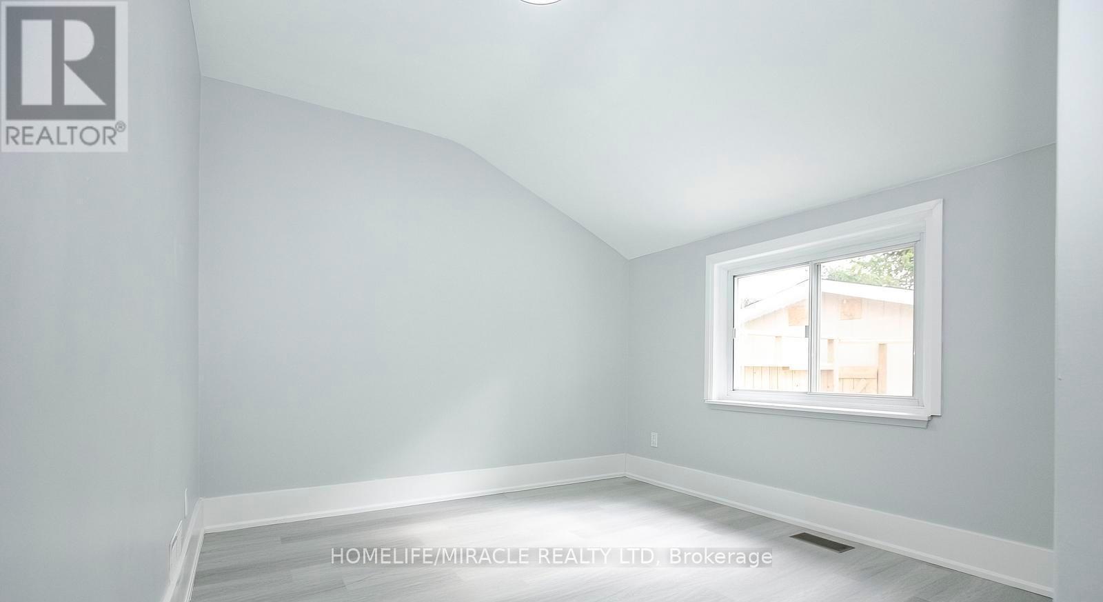 76 Raylawn Crescent, Halton Hills, Ontario  L7G 4N1 - Photo 30 - W12515896