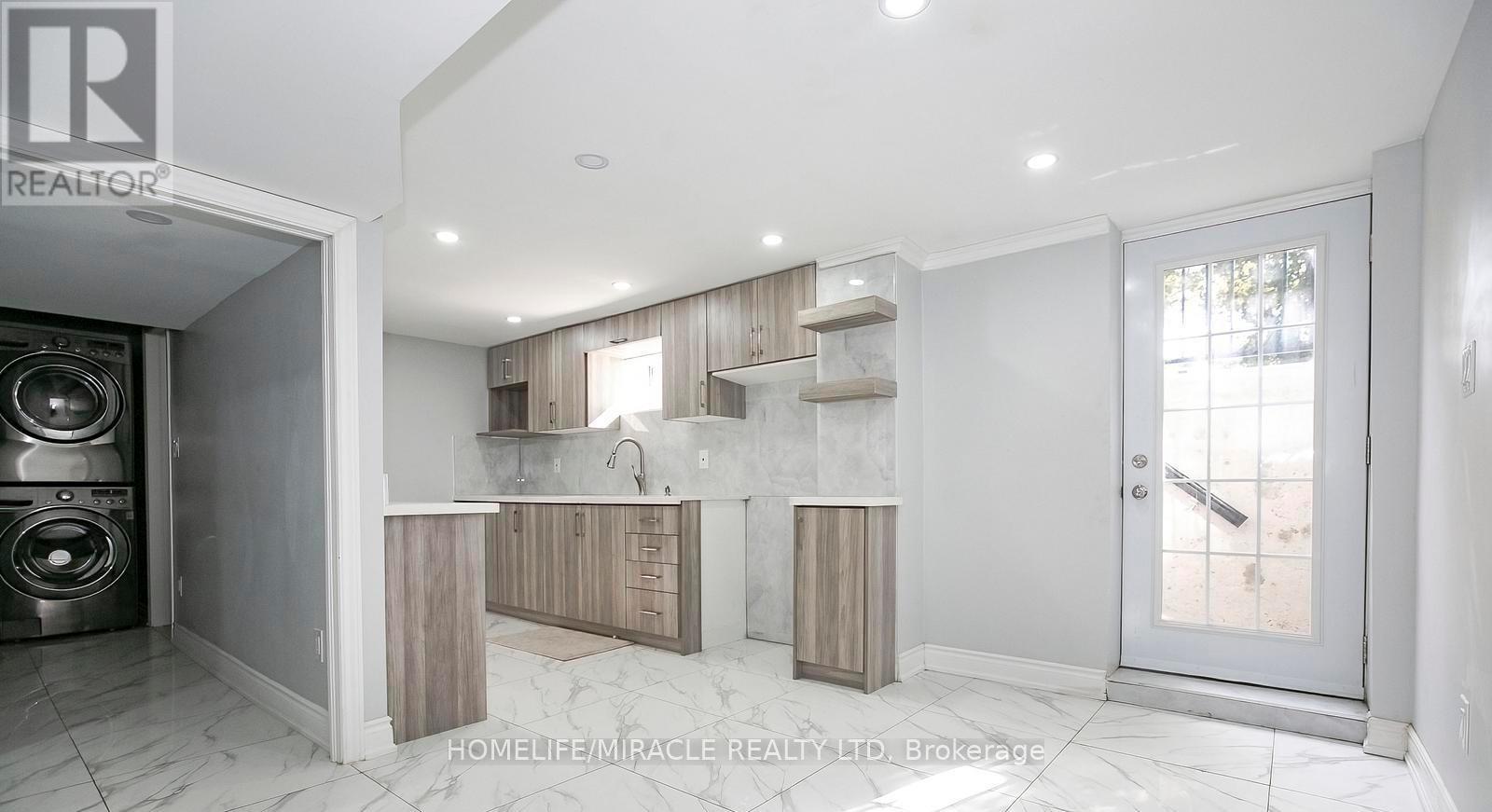 76 Raylawn Crescent, Halton Hills, Ontario  L7G 4N1 - Photo 35 - W12515896