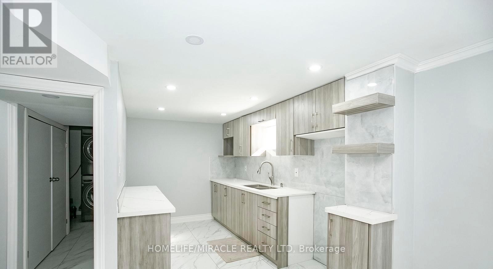 76 Raylawn Crescent, Halton Hills, Ontario  L7G 4N1 - Photo 36 - W12515896