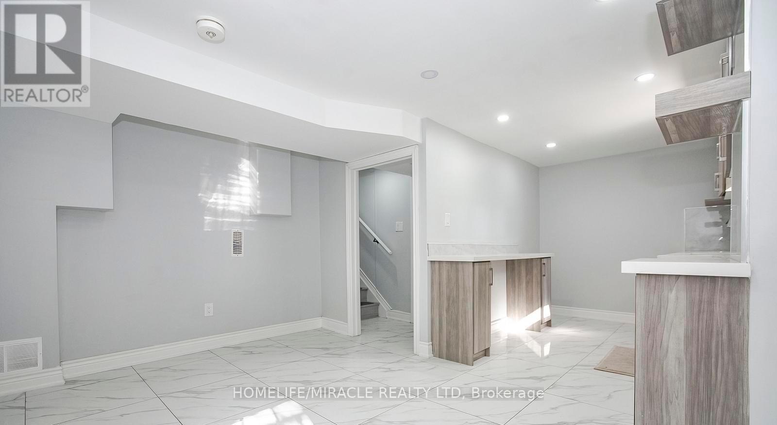 76 Raylawn Crescent, Halton Hills, Ontario  L7G 4N1 - Photo 37 - W12515896