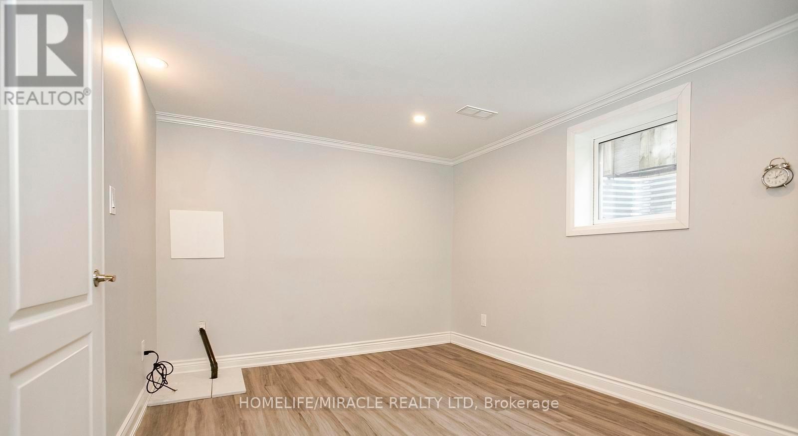 76 Raylawn Crescent, Halton Hills, Ontario  L7G 4N1 - Photo 38 - W12515896