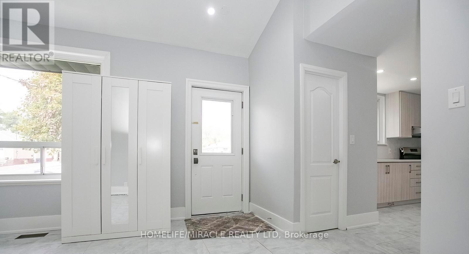 76 Raylawn Crescent, Halton Hills, Ontario  L7G 4N1 - Photo 9 - W12515896