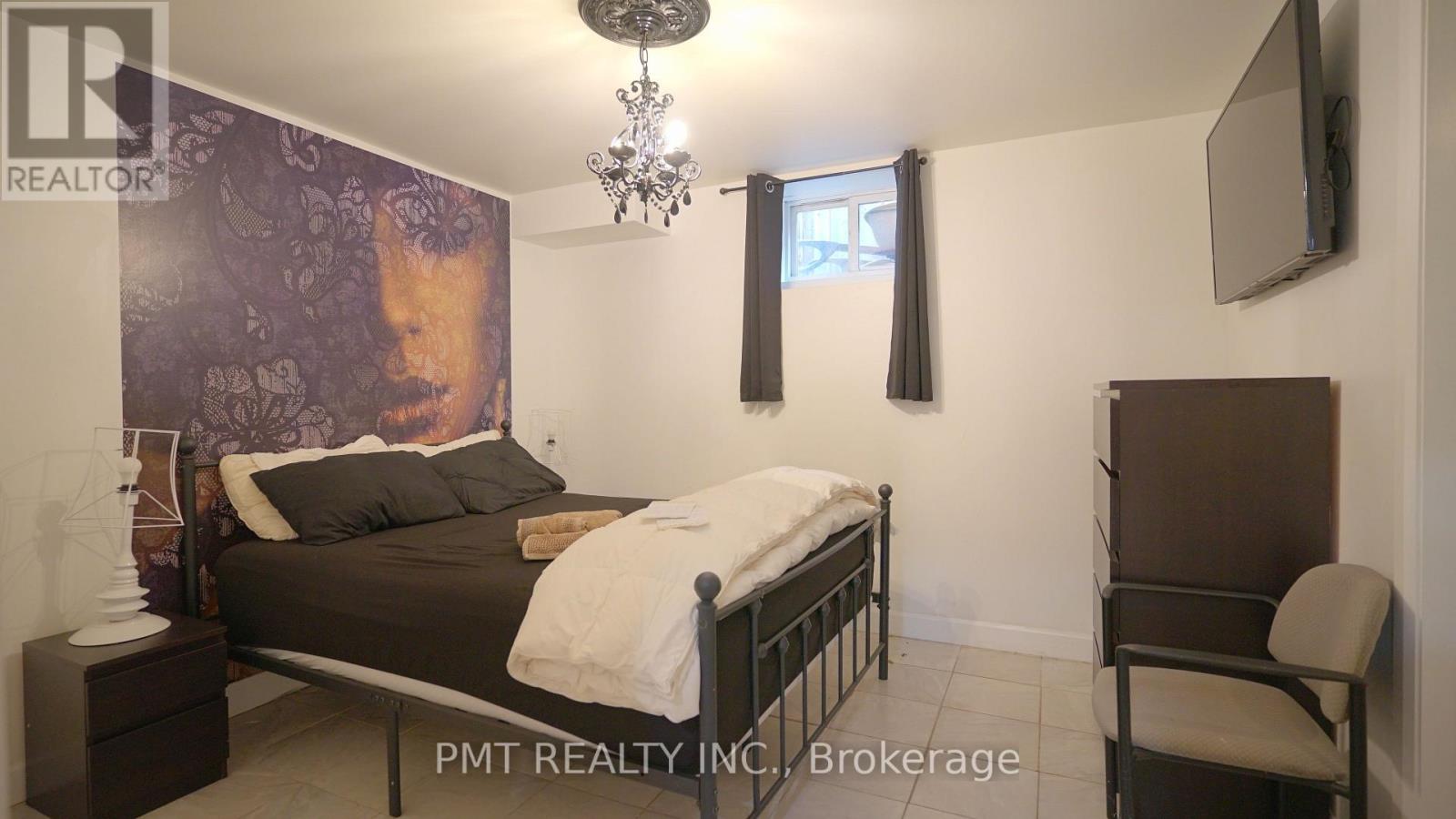 Bsmt - 83 Fairview Road W, Mississauga, Ontario  L5B 1K7 - Photo 12 - W12515912