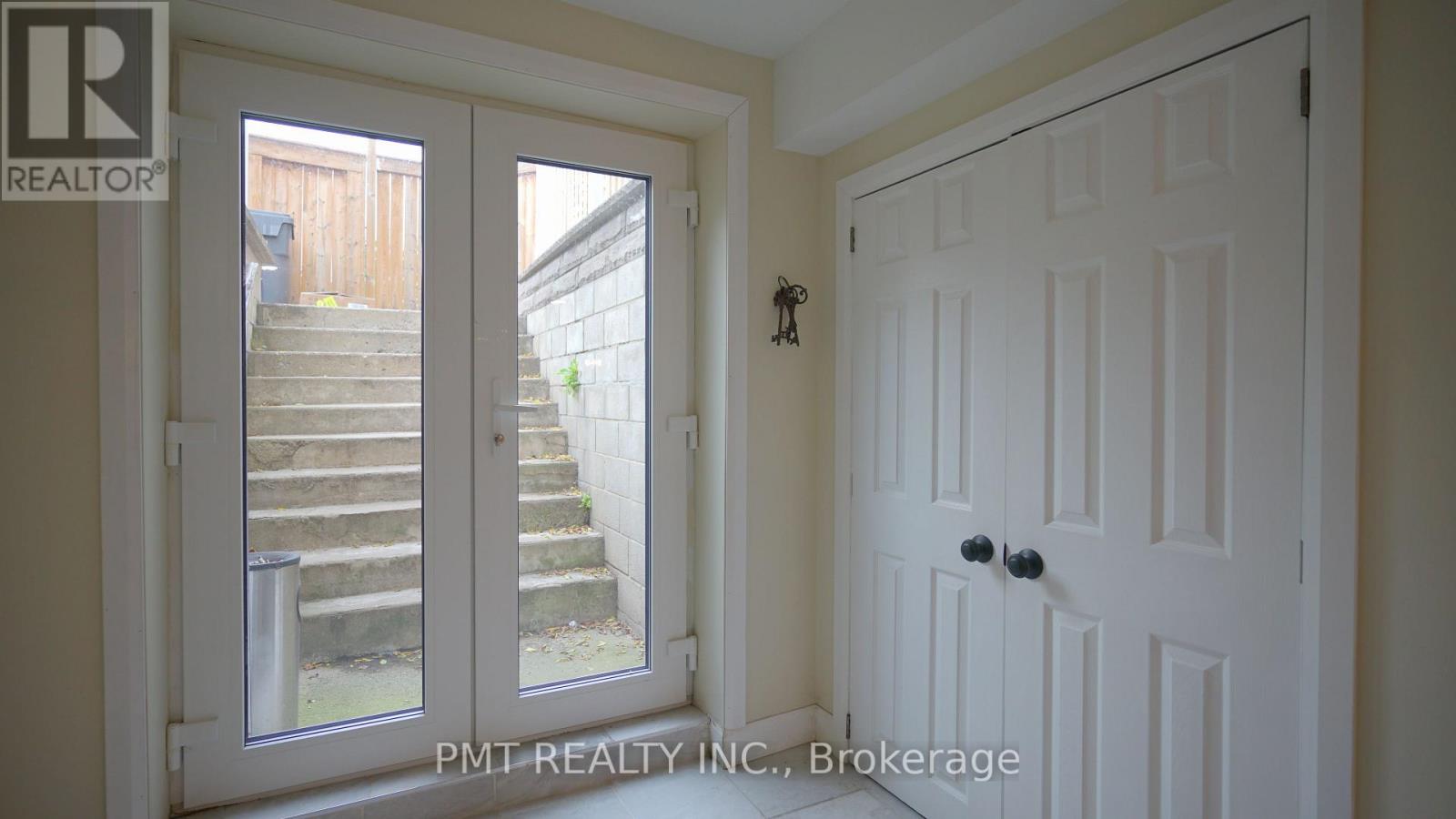 Bsmt - 83 Fairview Road W, Mississauga, Ontario  L5B 1K7 - Photo 19 - W12515912