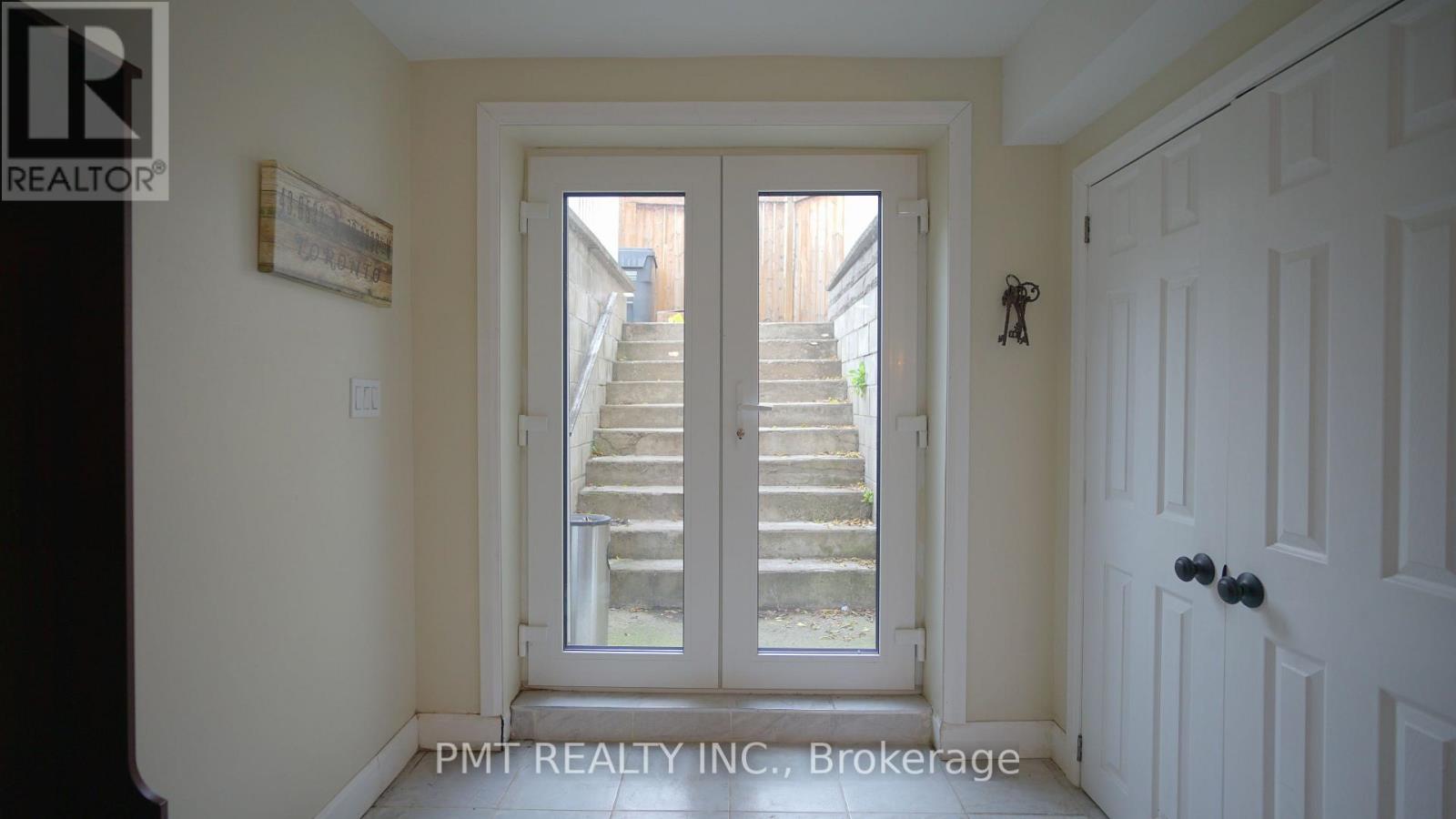 Bsmt - 83 Fairview Road W, Mississauga, Ontario  L5B 1K7 - Photo 20 - W12515912