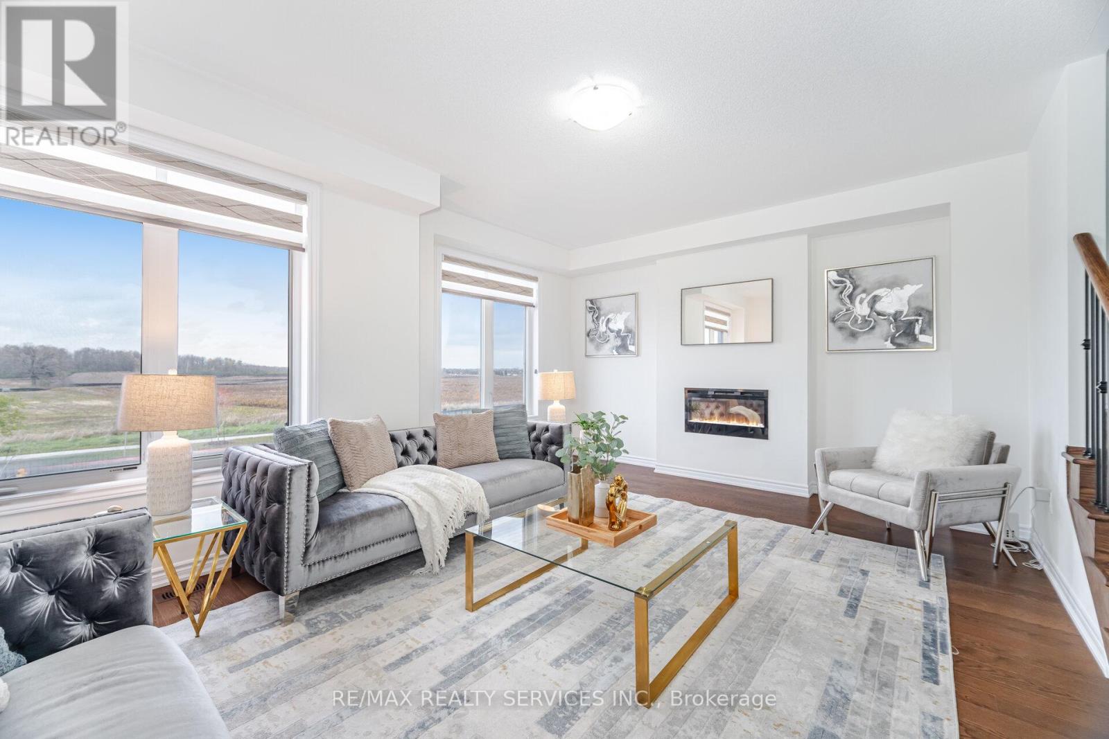 12208 Mclaughlin Road, Caledon, Ontario  L7C 4K8 - Photo 3 - W12515914