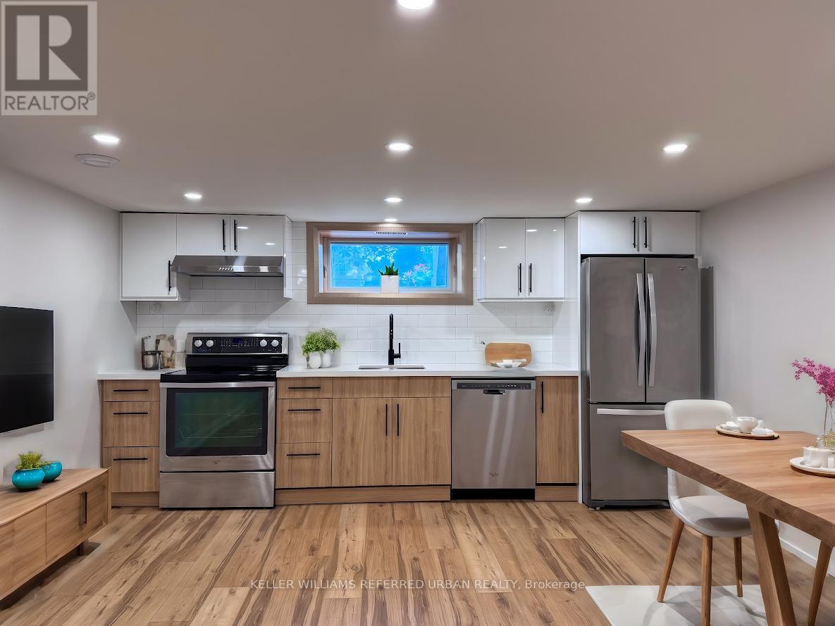 Lower - 18 Sunset Trail, Toronto, Ontario  M9M 1J5 - Photo 14 - W12515974