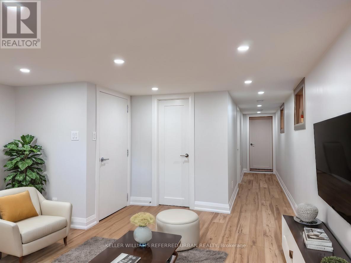 Lower - 18 Sunset Trail, Toronto, Ontario  M9M 1J5 - Photo 4 - W12515974