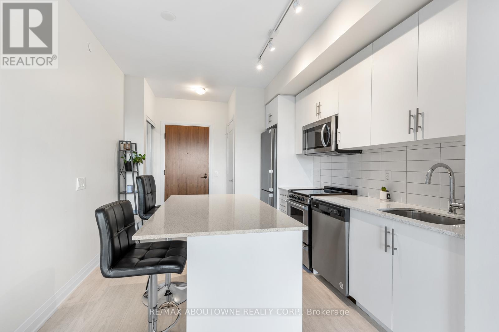 621 - 509 Dundas Street W, Oakville, Ontario  L6M 5P4 - Photo 6 - W12516022