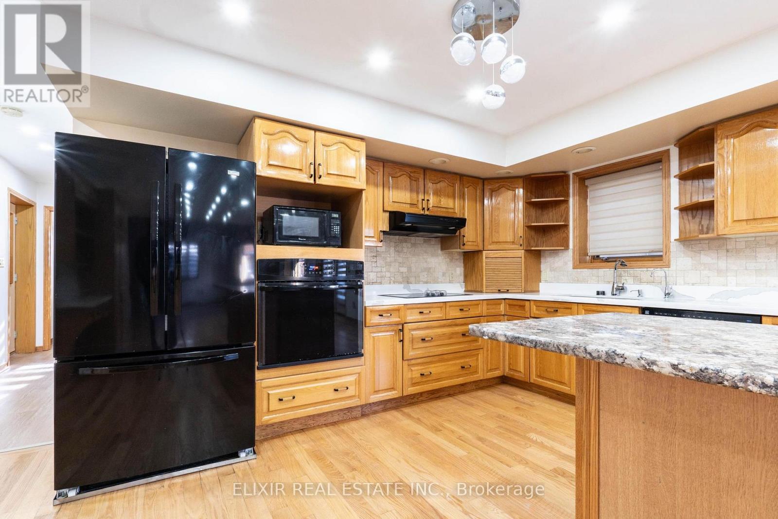 34 Brawton Drive, Caledon, Ontario  L7E 0E1 - Photo 16 - W12516026