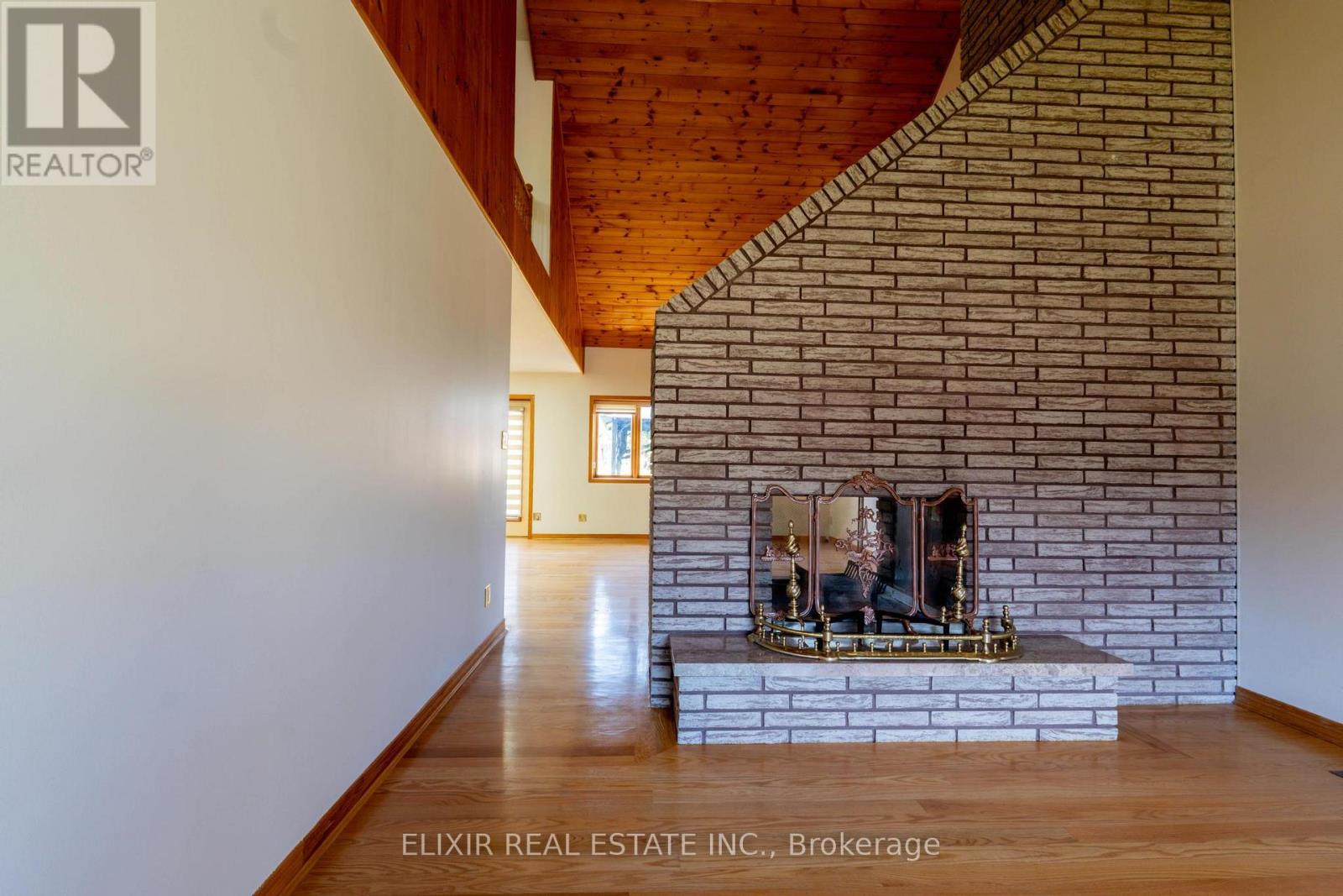 34 Brawton Drive, Caledon, Ontario  L7E 0E1 - Photo 8 - W12516026