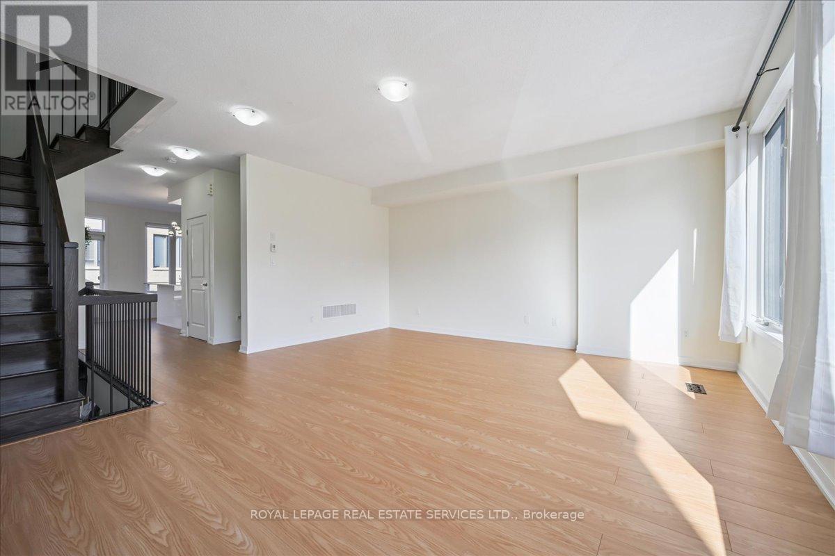 310 Squire Crescent, Oakville, Ontario  L6H 0L9 - Photo 10 - W12516028