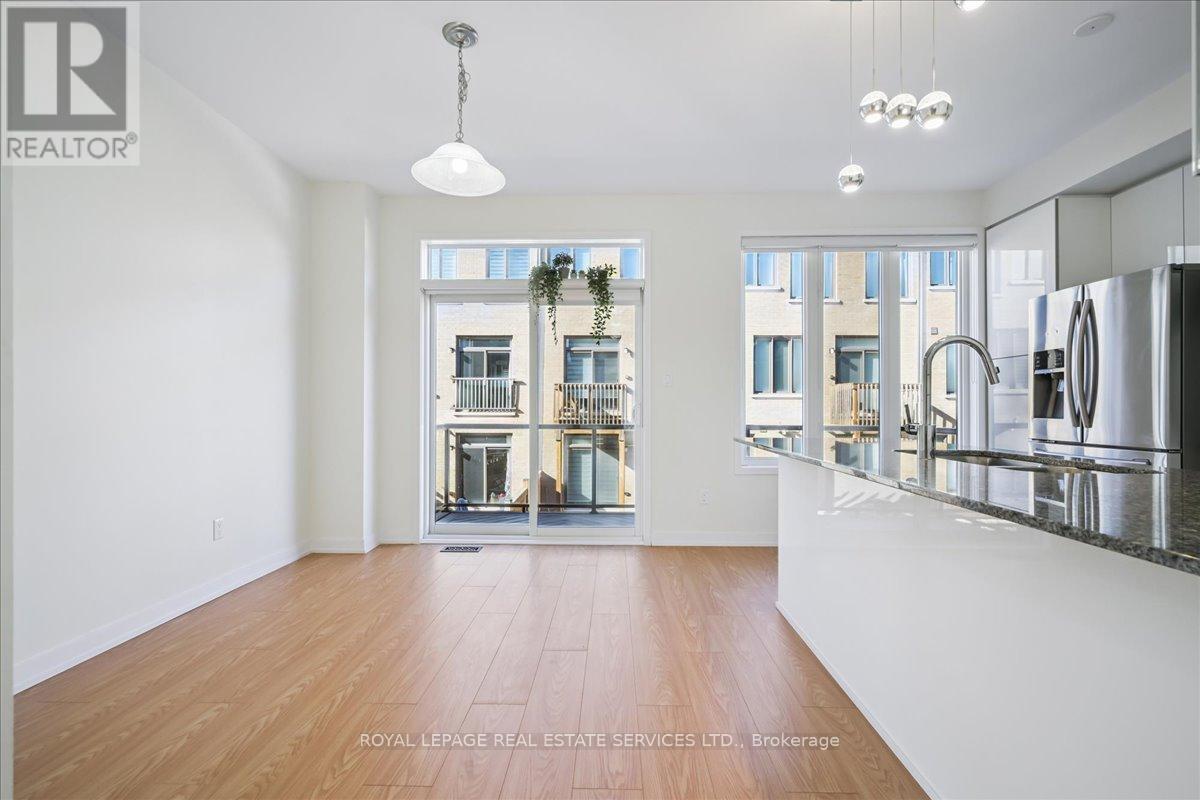 310 Squire Crescent, Oakville, Ontario  L6H 0L9 - Photo 11 - W12516028