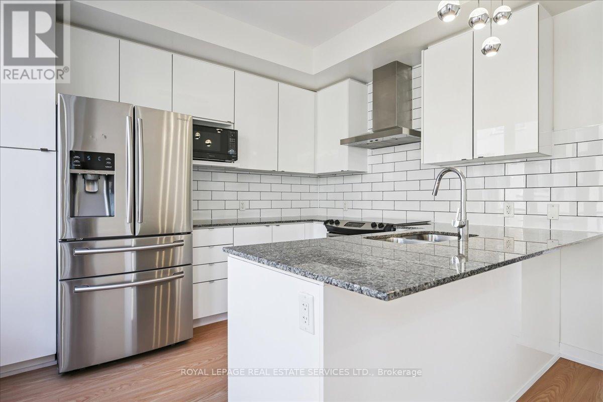 310 Squire Crescent, Oakville, Ontario  L6H 0L9 - Photo 13 - W12516028