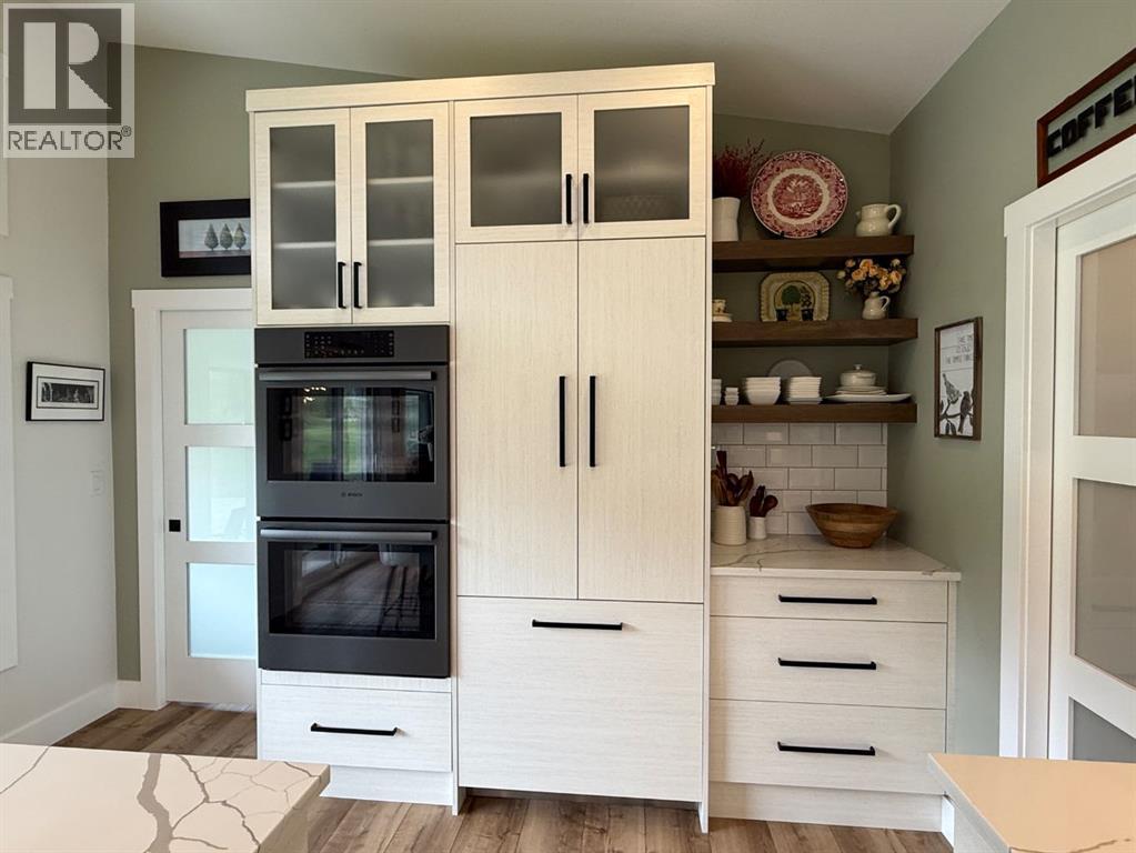 4962 Riverside Drive, Out Of Province_alberta, British Columbia  V0B 1L1 - Photo 8 - A2240327