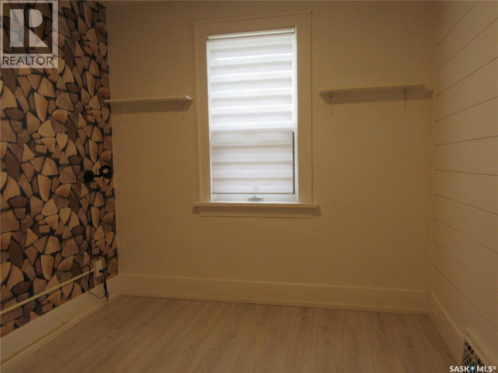 2212 Wallace Street, Regina, Saskatchewan  S4N 4N7 - Photo 14 - SK022428