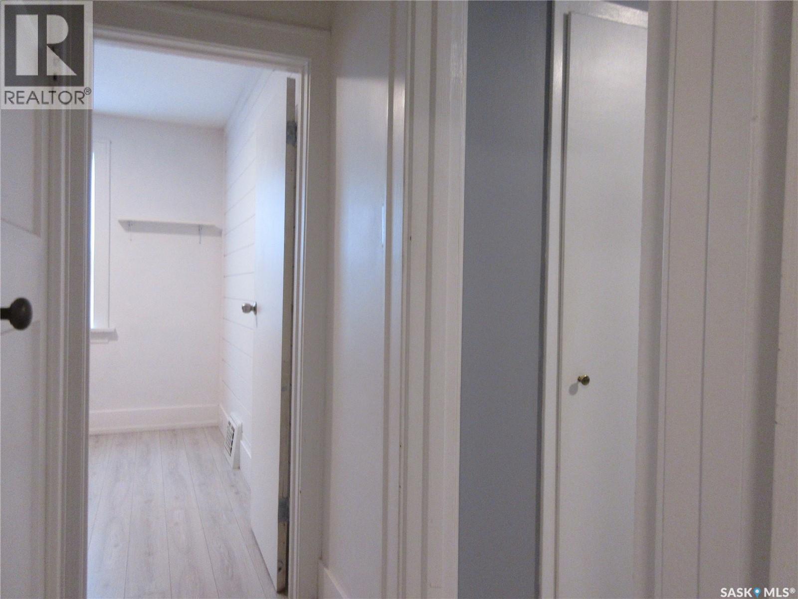 2212 Wallace Street, Regina, Saskatchewan  S4N 4N7 - Photo 18 - SK022428