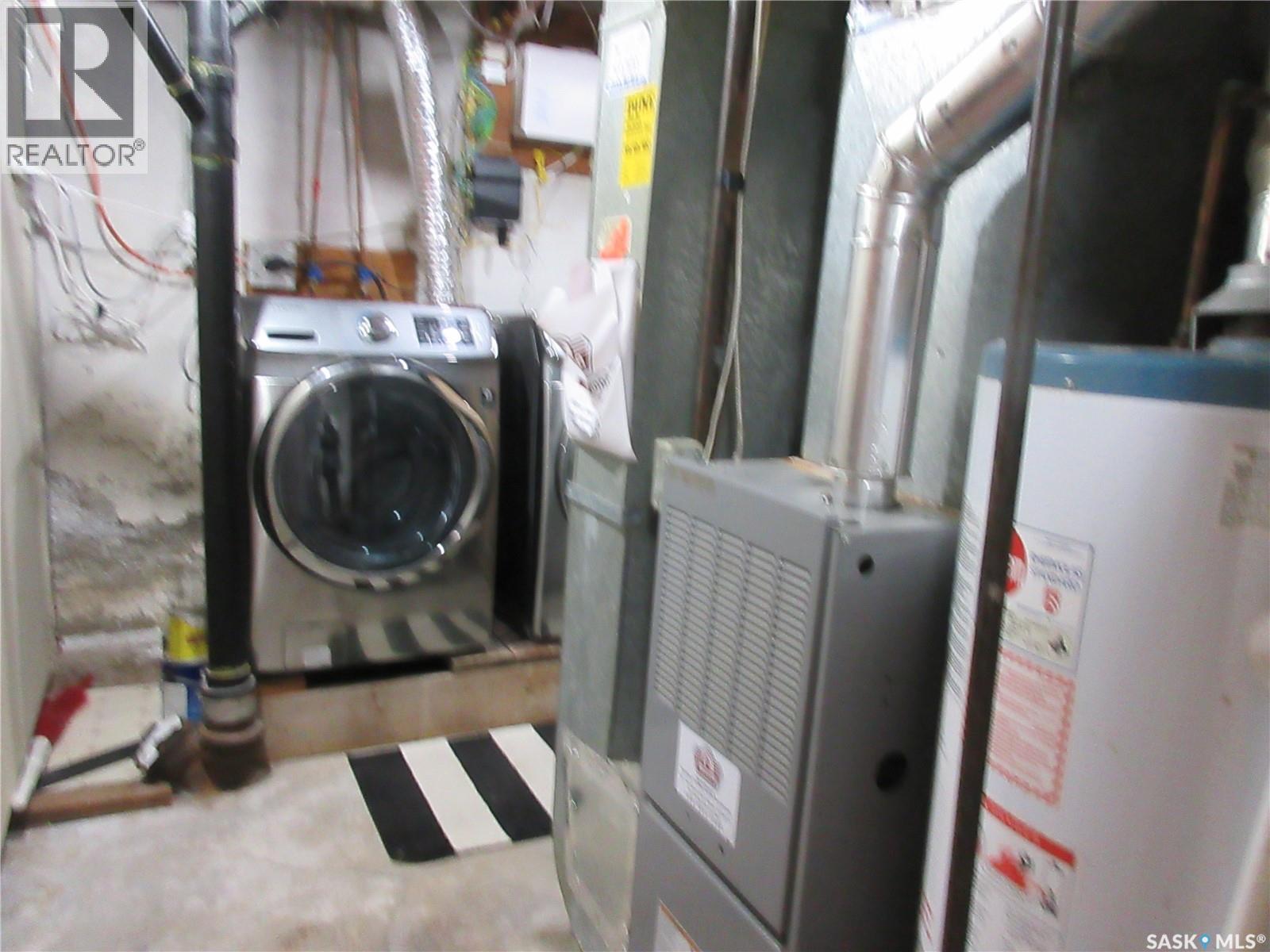 2212 Wallace Street, Regina, Saskatchewan  S4N 4N7 - Photo 25 - SK022428