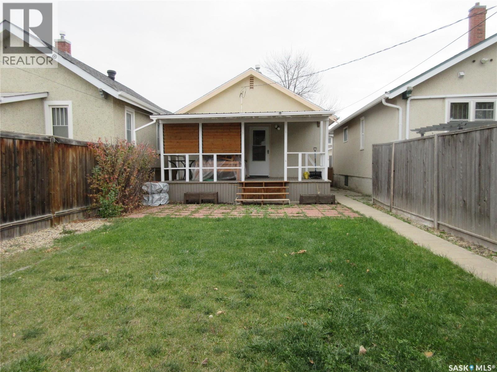 2212 Wallace Street, Regina, Saskatchewan  S4N 4N7 - Photo 32 - SK022428