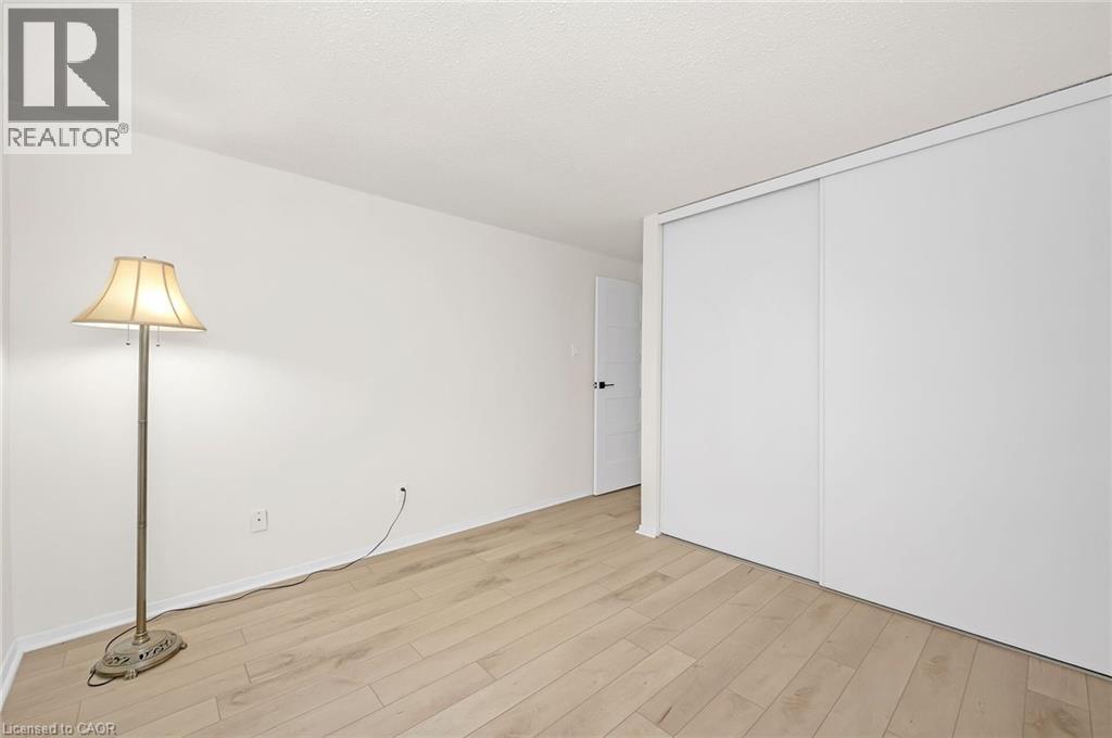 815 Sweetwater Crescent, Mississauga, Ontario  L5H 4A7 - Photo 25 - 40786161