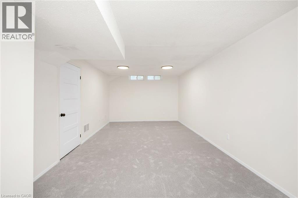 815 Sweetwater Crescent, Mississauga, Ontario  L5H 4A7 - Photo 26 - 40786161