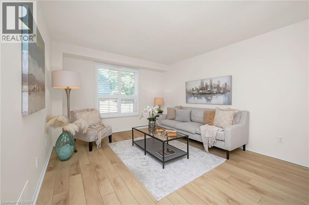 815 Sweetwater Crescent, Mississauga, Ontario  L5H 4A7 - Photo 7 - 40786161