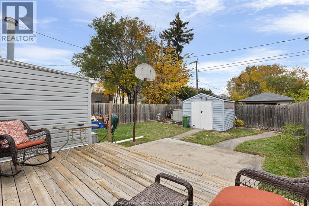 4756 Seminole, Windsor, Ontario N8Y 2A1 - Photo 10 - 25028093