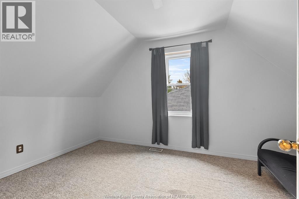 4756 Seminole, Windsor, Ontario N8Y 2A1 - Photo 26 - 25028093