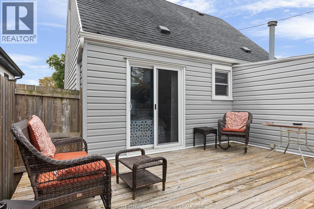 4756 Seminole, Windsor, Ontario N8Y 2A1 - Photo 9 - 25028093