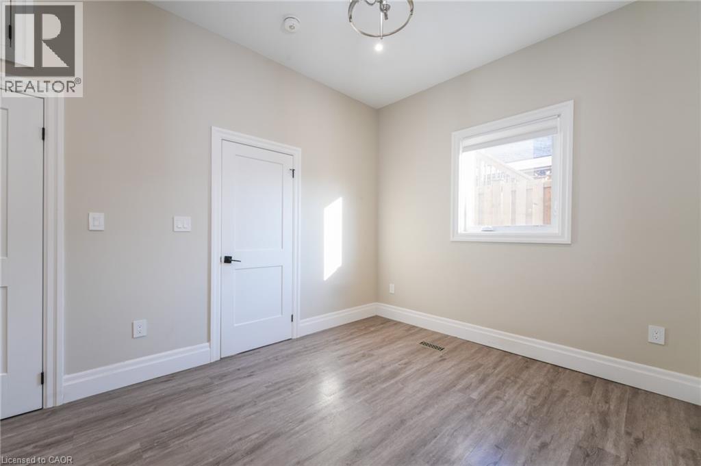 145 Wellington Street N Unit# 1, Hamilton, Ontario  L8R 1N4 - Photo 5 - 40785314