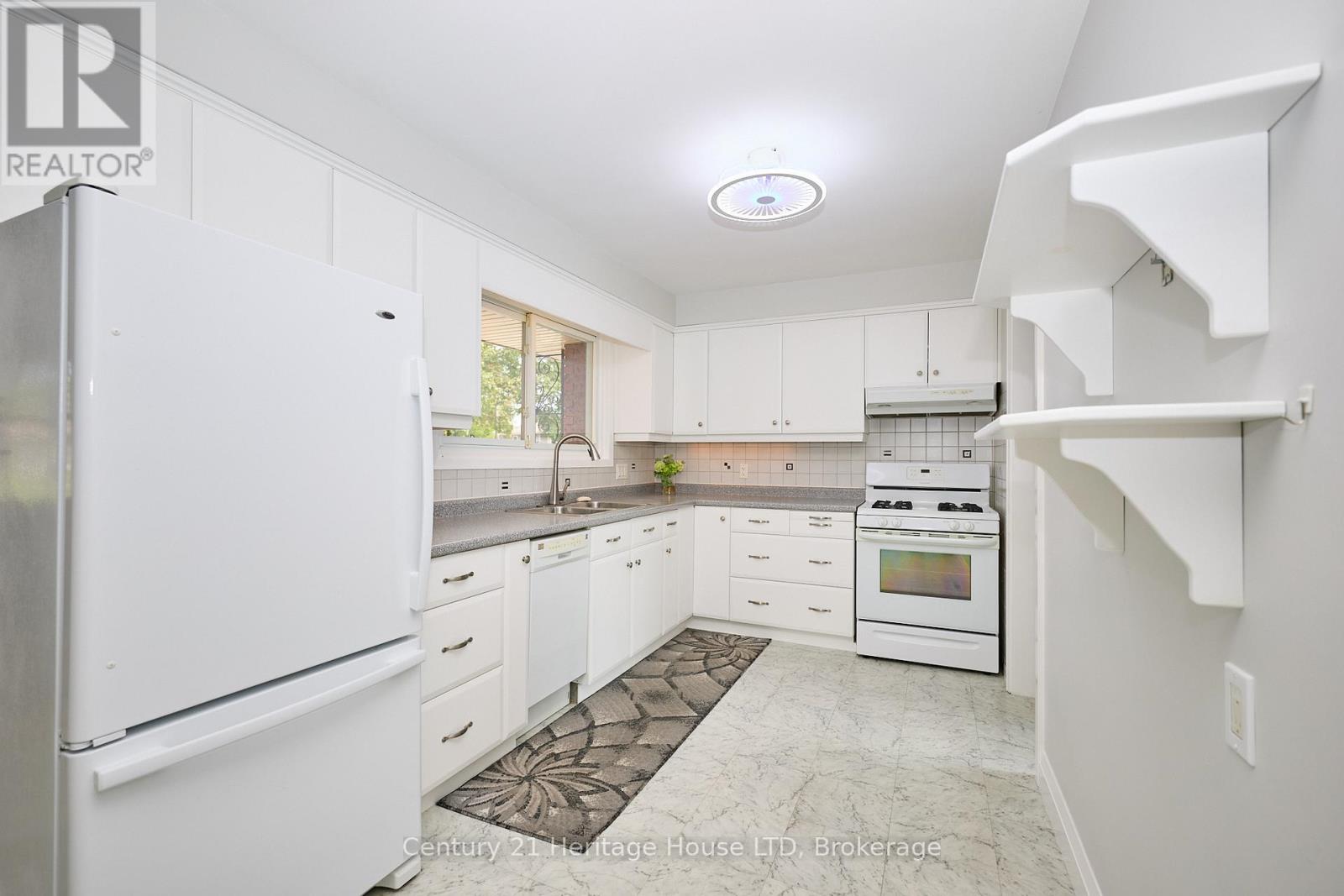 18 Princeway Drive, St. Catharines (Lakeport), Ontario  L2N 2X6 - Photo 12 - X12516290