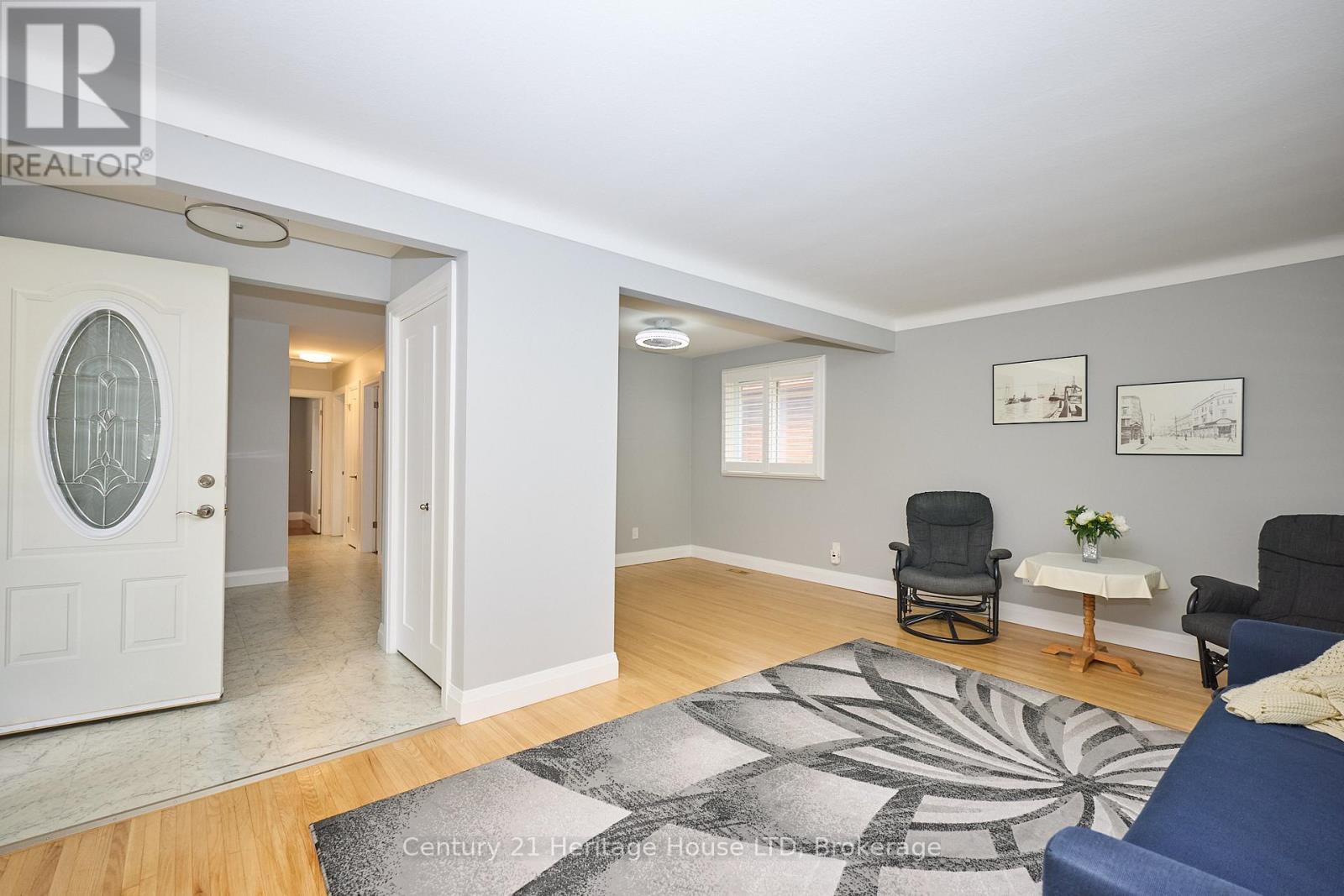 18 Princeway Drive, St. Catharines (Lakeport), Ontario  L2N 2X6 - Photo 6 - X12516290