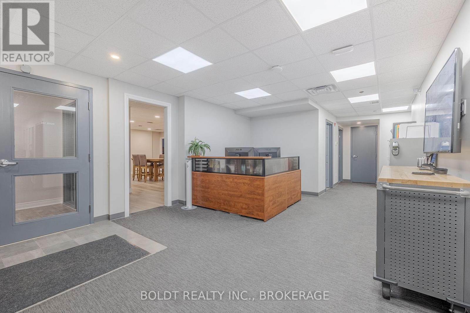 10 Albert Street E, Thorold (Thorold Downtown), Ontario  L2V 1P1 - Photo 13 - X12516346