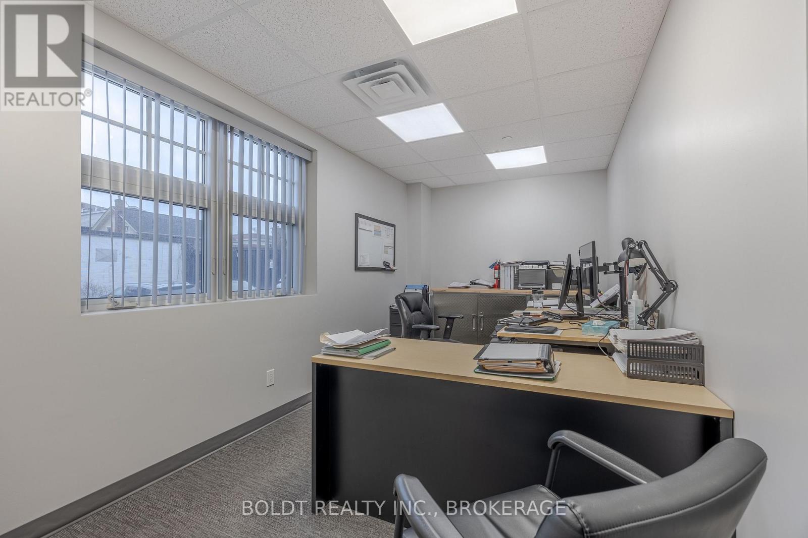 10 Albert Street E, Thorold (Thorold Downtown), Ontario  L2V 1P1 - Photo 16 - X12516346