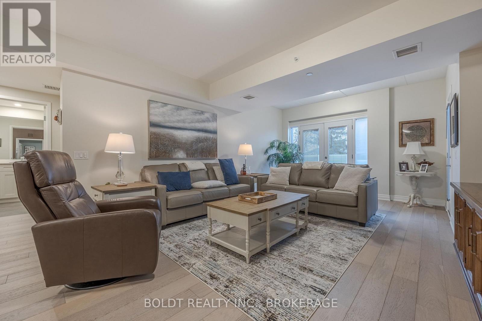 10 Albert Street E, Thorold (Thorold Downtown), Ontario  L2V 1P1 - Photo 22 - X12516346