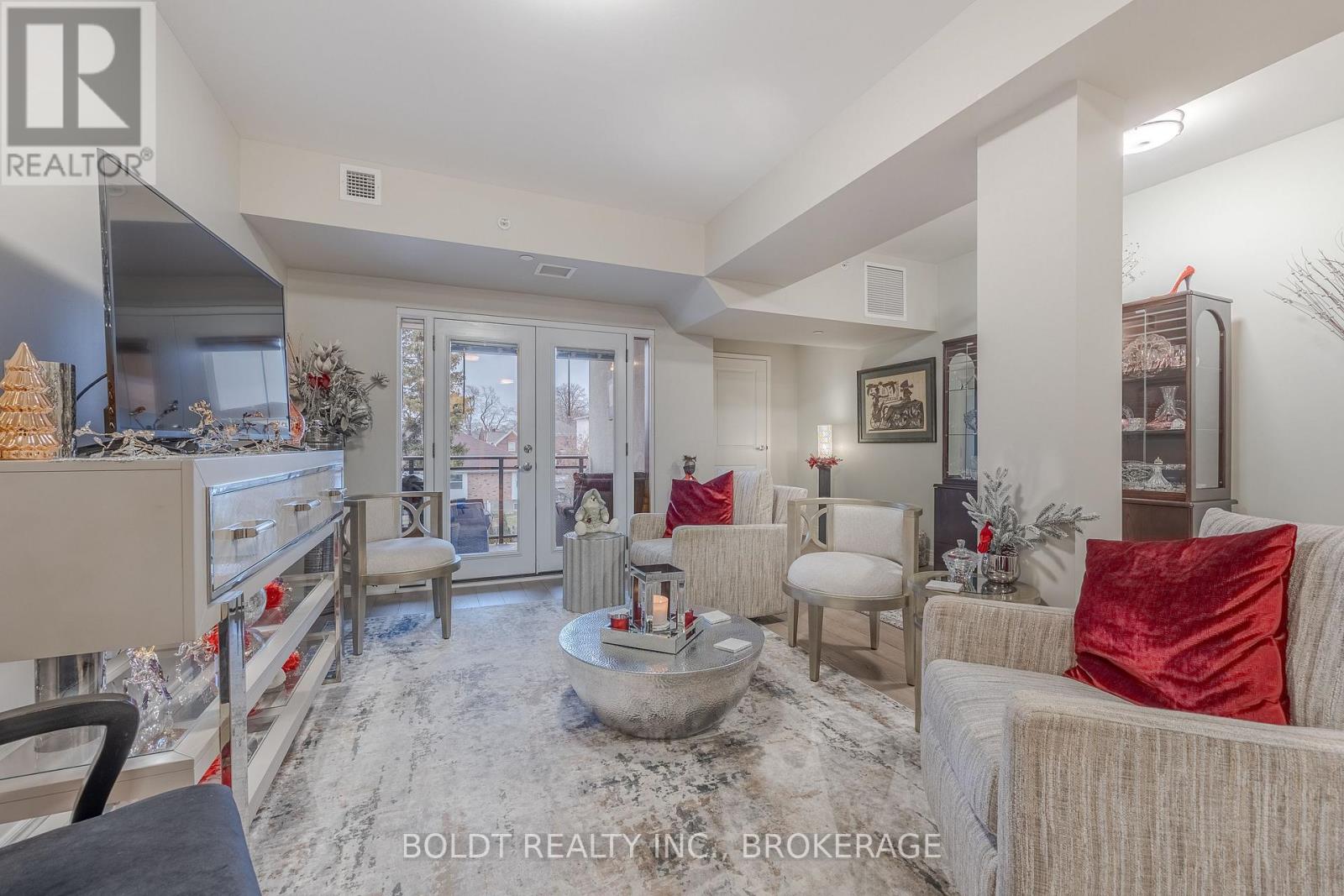 10 Albert Street E, Thorold (Thorold Downtown), Ontario  L2V 1P1 - Photo 33 - X12516346