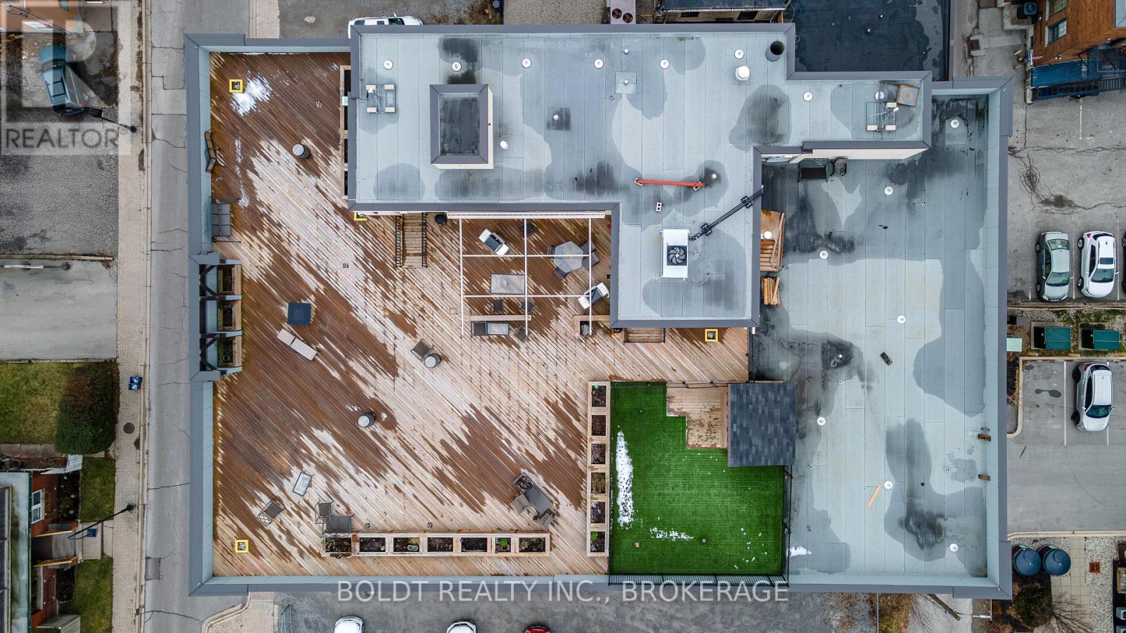 10 Albert Street E, Thorold (Thorold Downtown), Ontario  L2V 1P1 - Photo 5 - X12516346