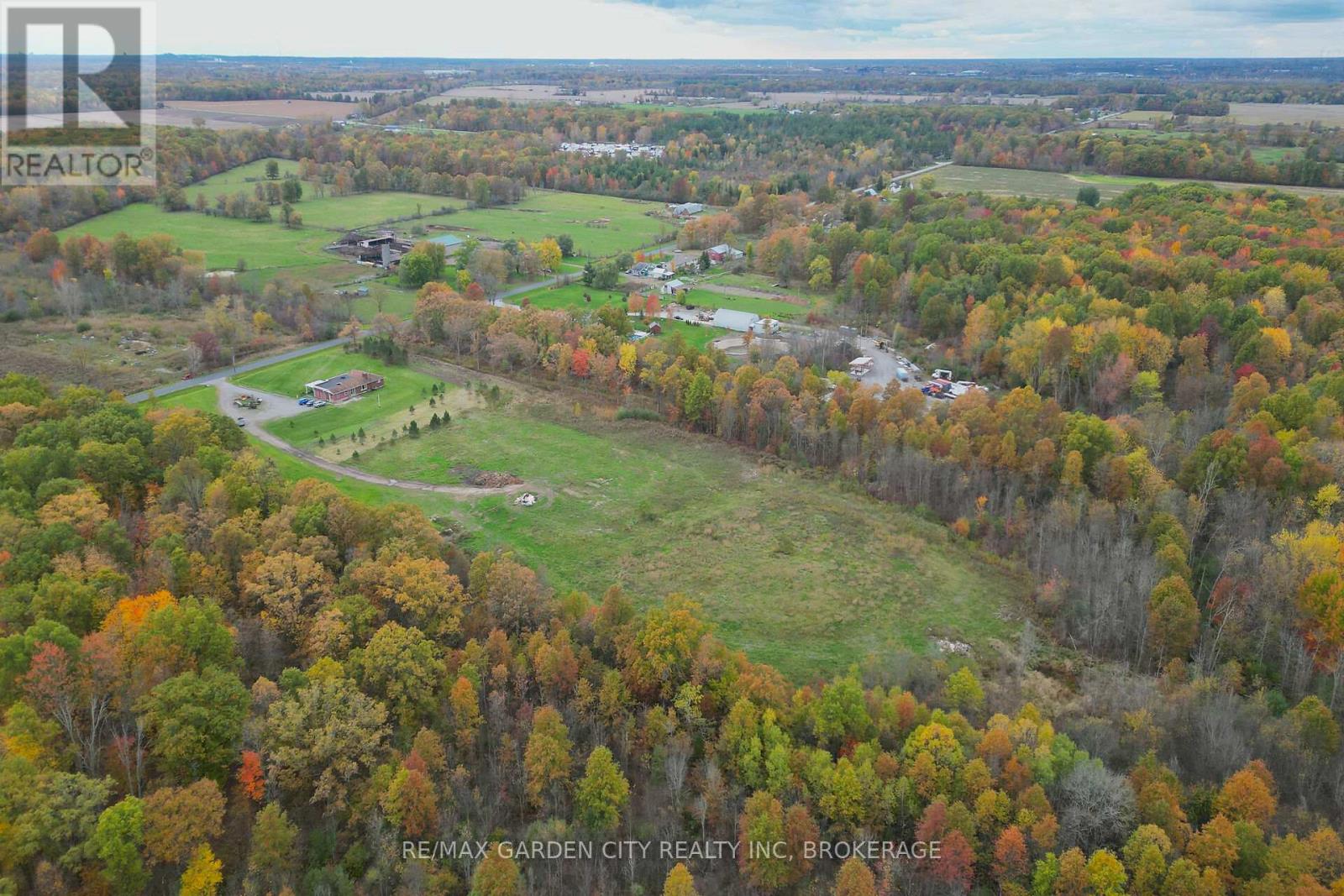 9735 Carl Road, Niagara Falls (Schisler), Ontario  L0S 1K0 - Photo 45 - X12516390